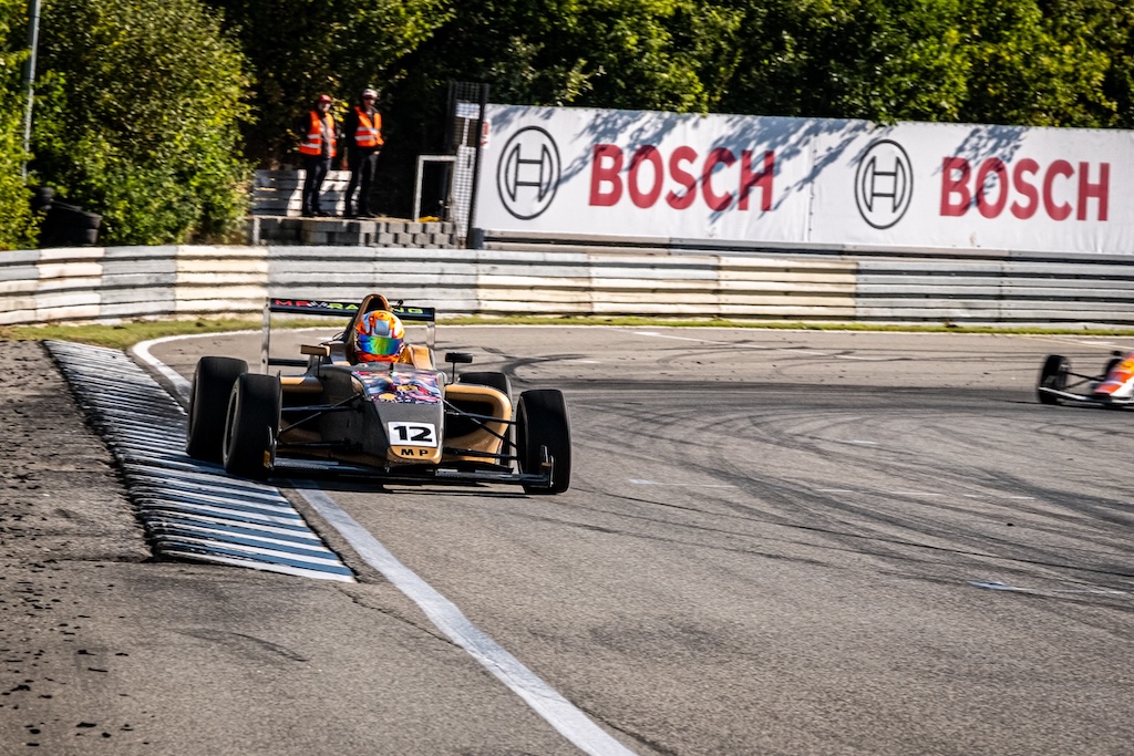 En hektisk weeekend afgjorde Nordic 4-mesterskaberne. 
(Foto: Grippo Motorsport PR)